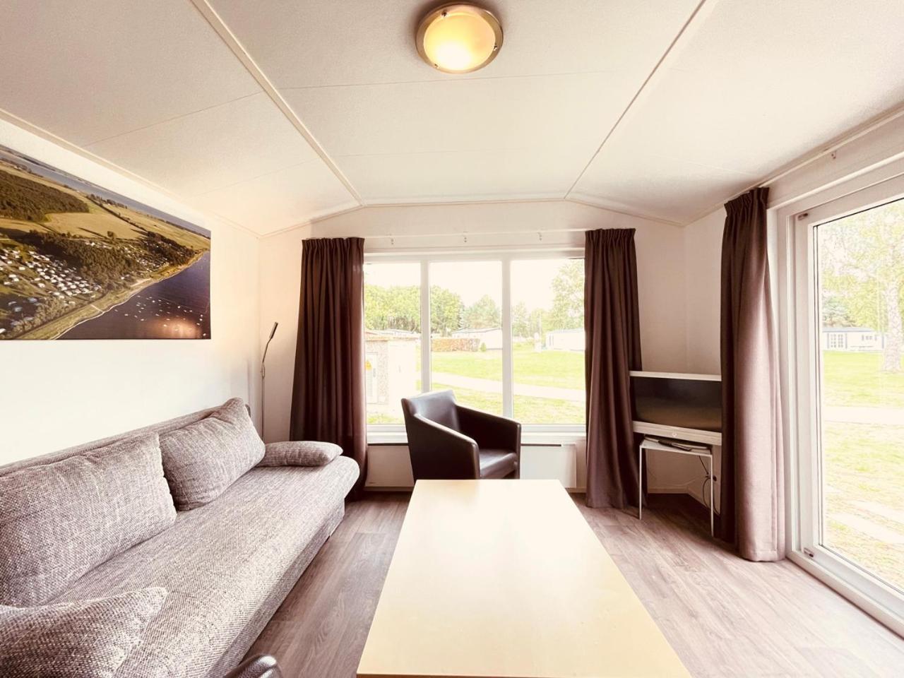 Hotel Regenbogen Suhrendorf Ummanz Esterno foto